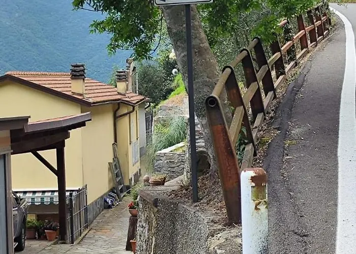 Casa Nonna Maria - Val Fontanabuona * Avegno
